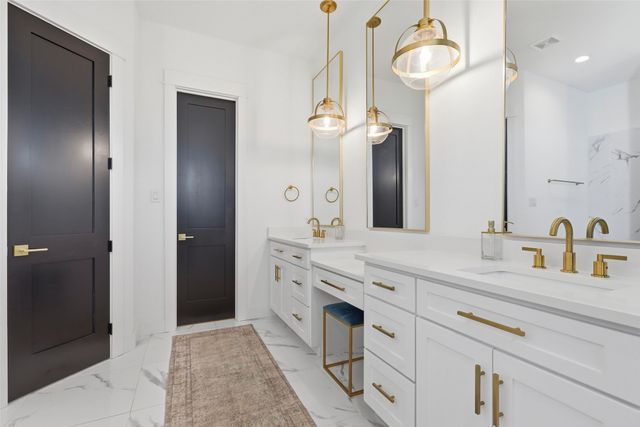 8301 County Road 204, Grandview, TX 76050