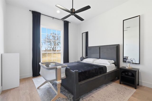 8301 County Road 204, Grandview, TX 76050