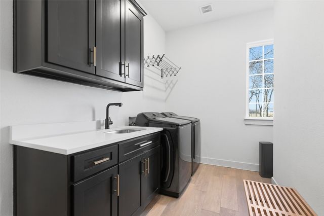 8301 County Road 204, Grandview, TX 76050