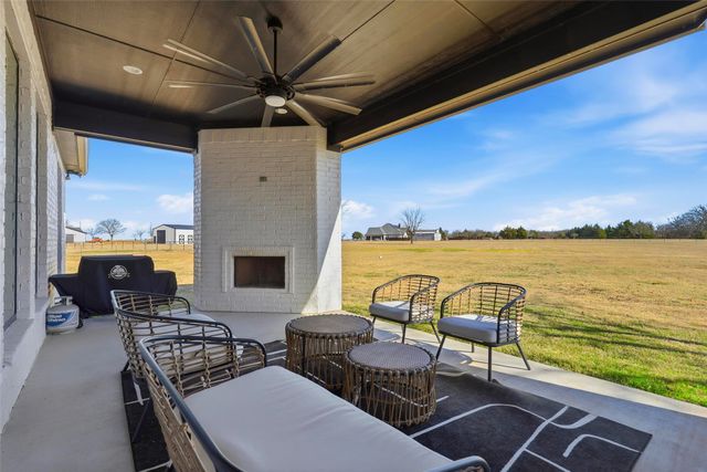 8301 County Road 204, Grandview, TX 76050