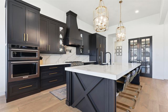 8301 County Road 204, Grandview, TX 76050