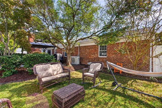 444 Beverly PL, Virginia Beach, VA 23452