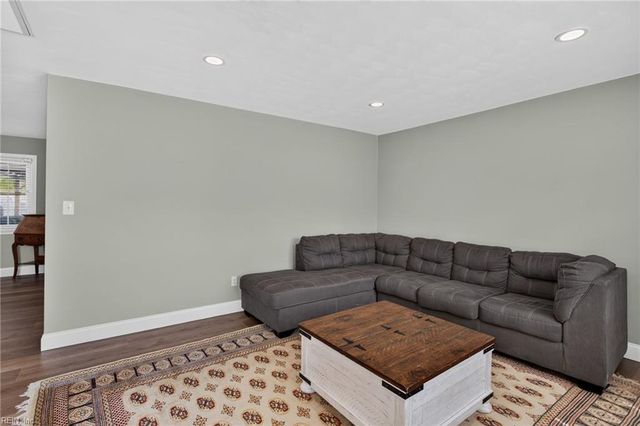 444 Beverly PL, Virginia Beach, VA 23452
