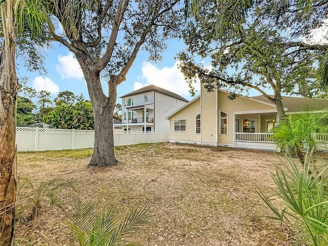 402 N CAROLINA AVENUE, Palm Harbor, FL 34683