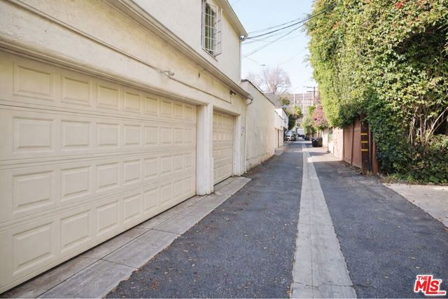 214 S Spalding Drive, Beverly Hills, CA 90212