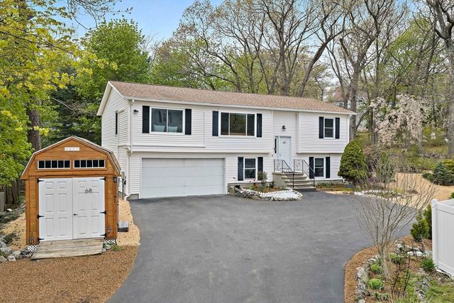 68 Dothan St, Arlington, MA 02474