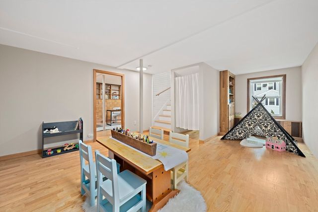 68 Dothan St, Arlington, MA 02474