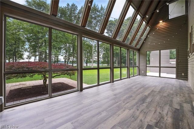 263 E Pine Lake Road, North Lima, OH 44452