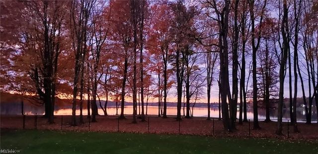 263 E Pine Lake Road, North Lima, OH 44452