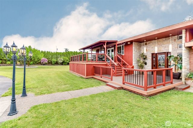 36510 Mountain Highway E, Eatonville, WA 98328