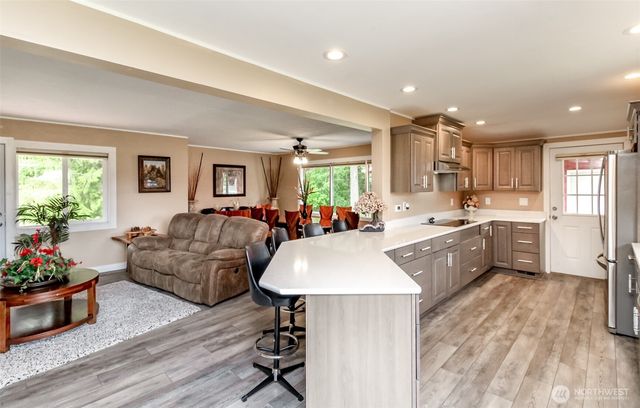 36510 Mountain Highway E, Eatonville, WA 98328