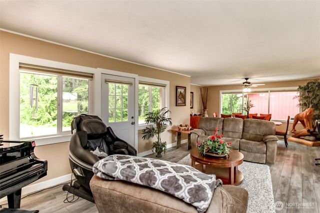 36510 Mountain Highway E, Eatonville, WA 98328