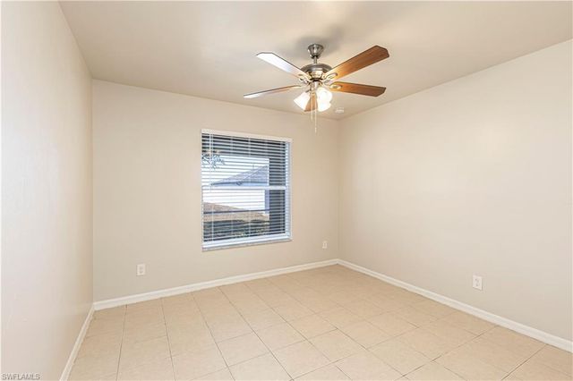 1704 NW 11th CT, Cape Coral, FL 33993