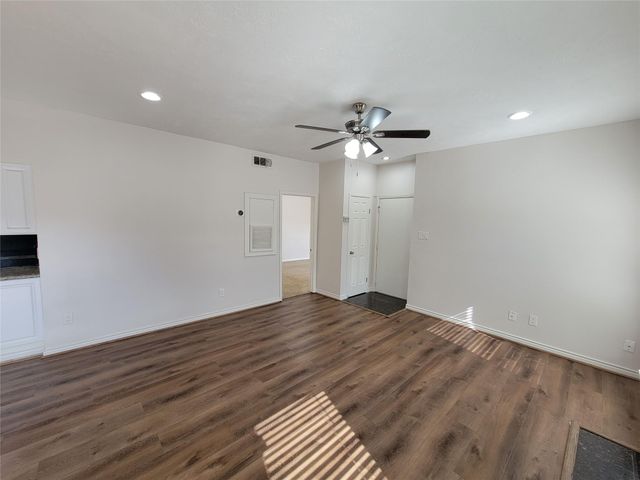 2025 Augusta Drive 303, Houston, TX 77057