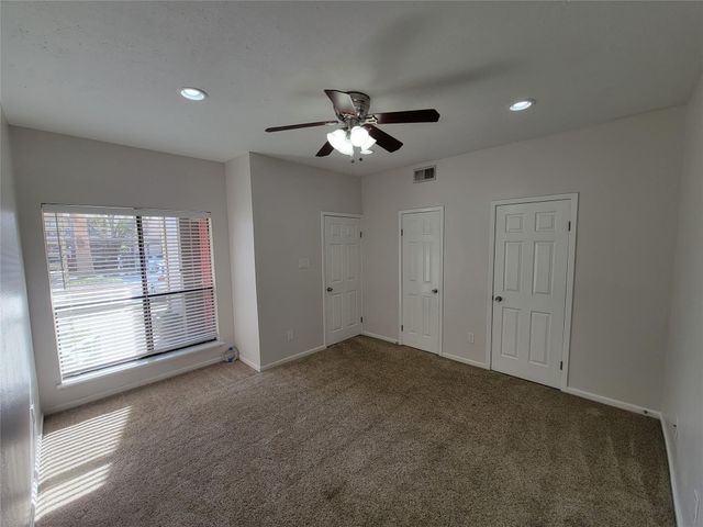 2025 Augusta Drive 303, Houston, TX 77057