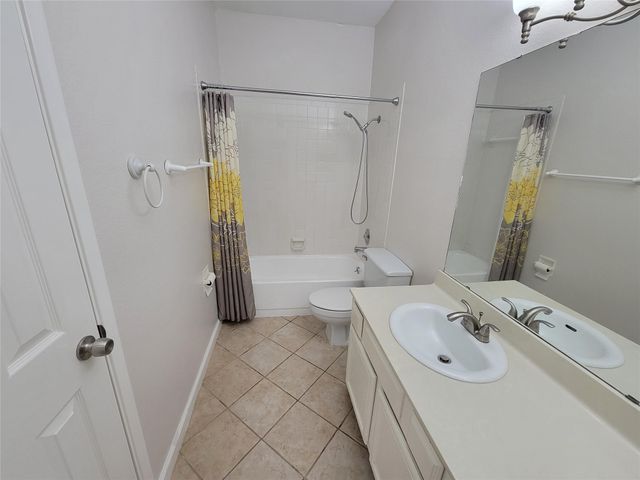 2025 Augusta Drive 303, Houston, TX 77057