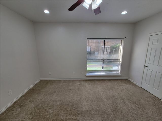 2025 Augusta Drive 303, Houston, TX 77057