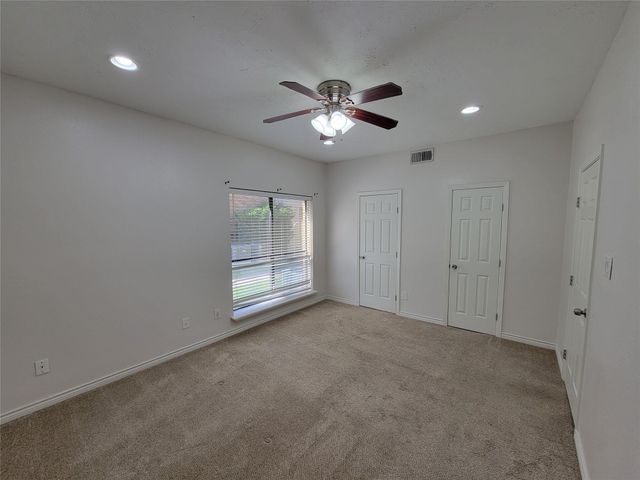 2025 Augusta Drive 303, Houston, TX 77057