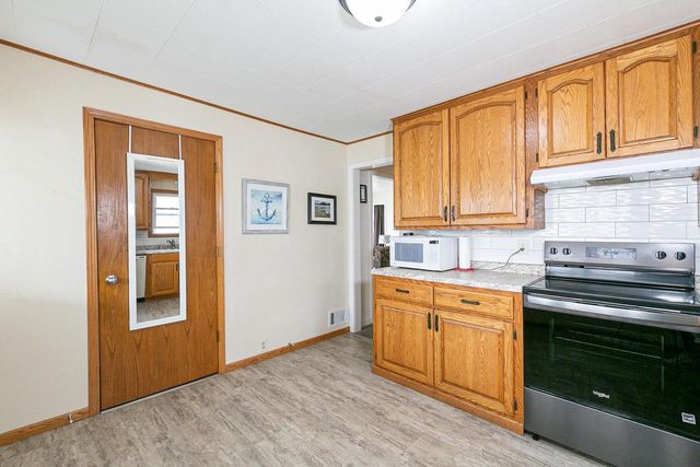 401 GARDNERS, Appleton, WI 54915