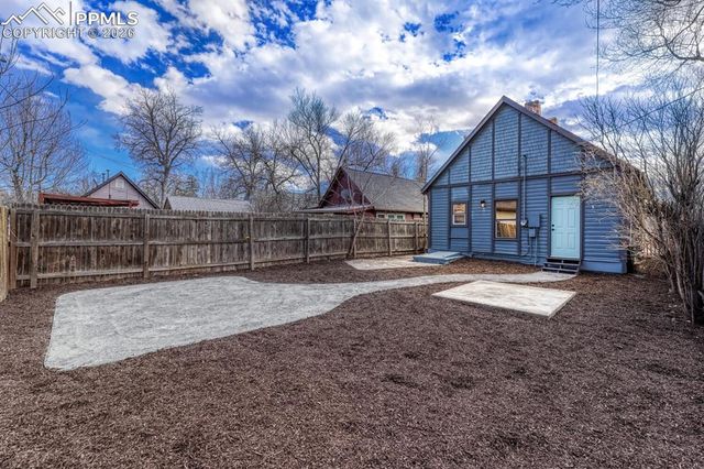 422 E Boulder Street, Colorado Springs, CO 80903