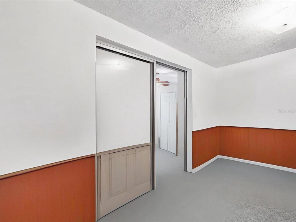 Image 14 of property listing at 420 JACKS MEMORIAL ROAD, St Cloud, FL 34769