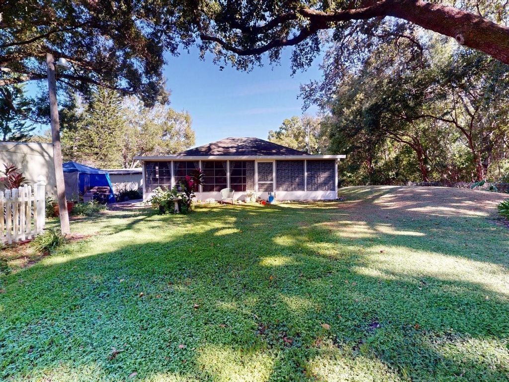 Image 27 of property listing at 420 JACKS MEMORIAL ROAD, St Cloud, FL 34769