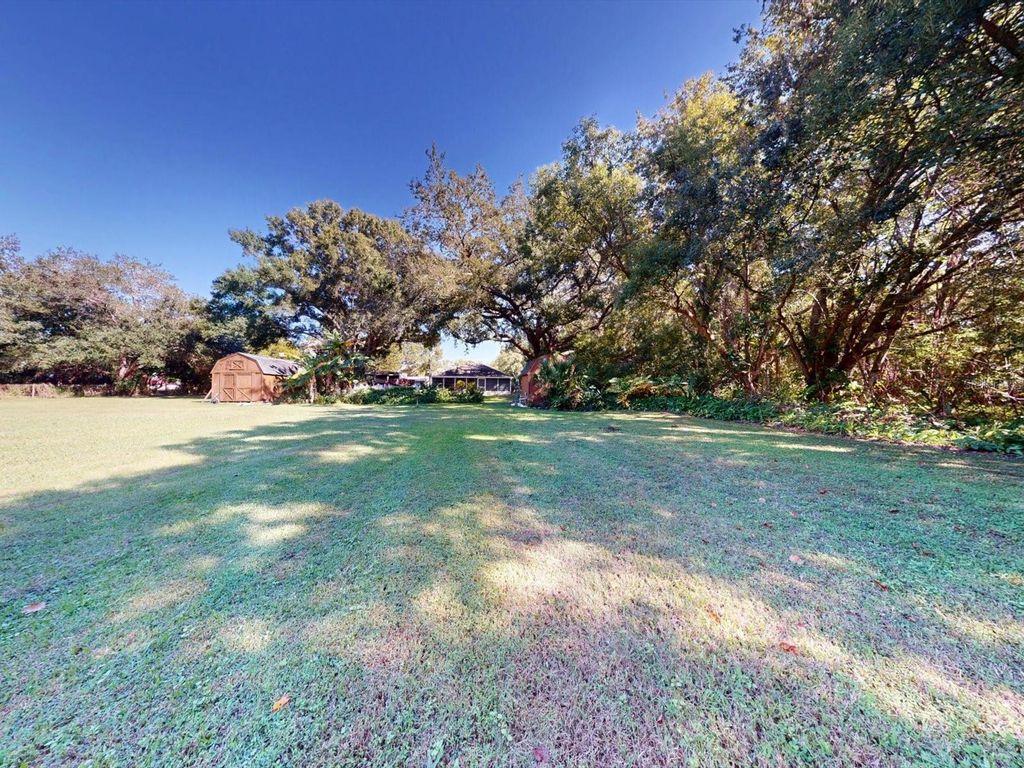 Image 28 of property listing at 420 JACKS MEMORIAL ROAD, St Cloud, FL 34769