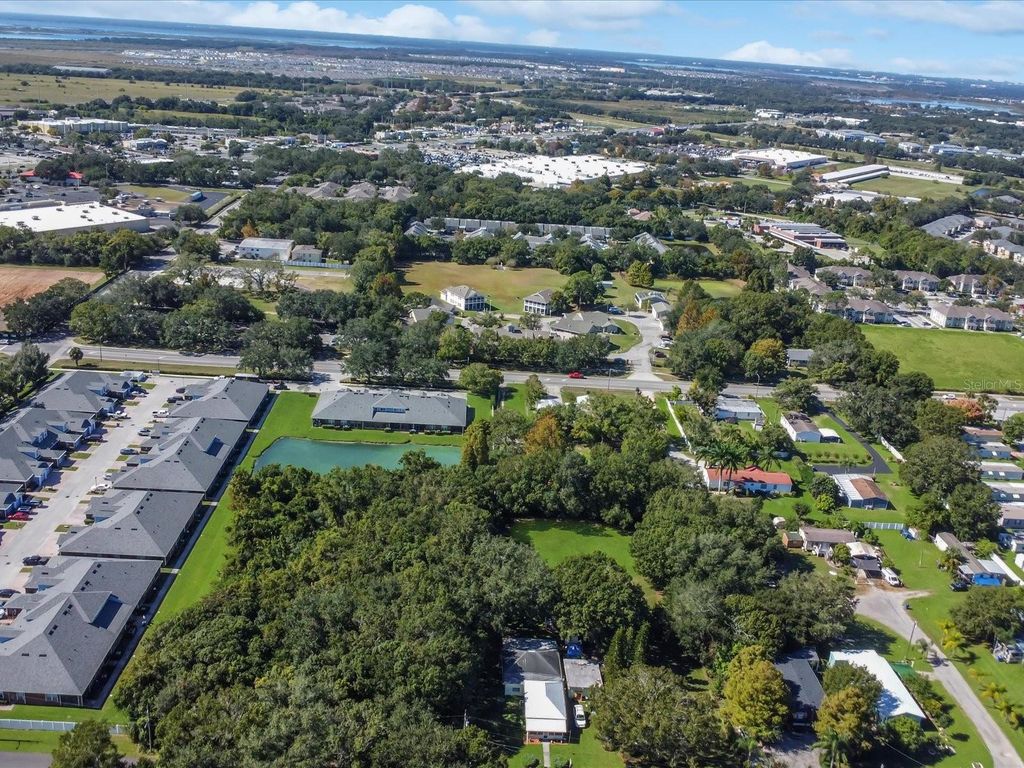 Image 32 of property listing at 420 JACKS MEMORIAL ROAD, St Cloud, FL 34769