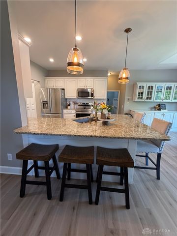 9503 Gem Stone Drive, Clearcreek Twp, OH 45458
