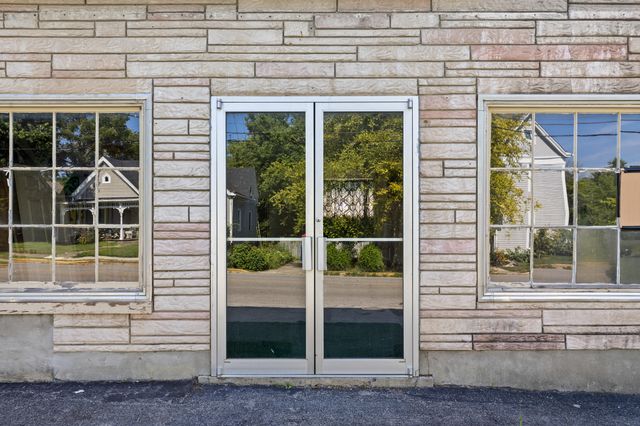 381 S Main Street Street, Winchester, KY 40391