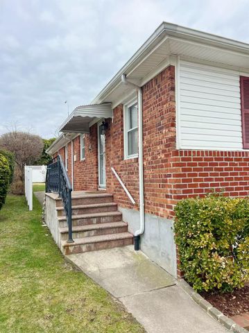 260-01 57th Avenue, Little Neck, NY 11362