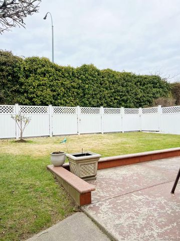 260-01 57th Avenue, Little Neck, NY 11362