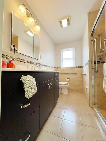 260-01 57th Avenue, Little Neck, NY 11362