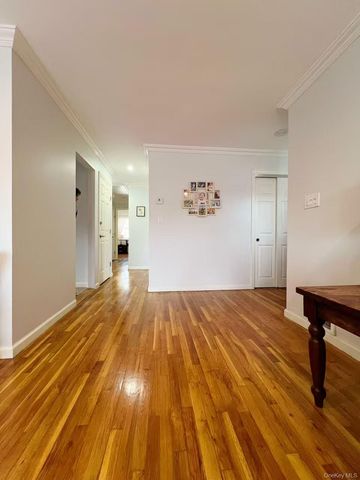 260-01 57th Avenue, Little Neck, NY 11362