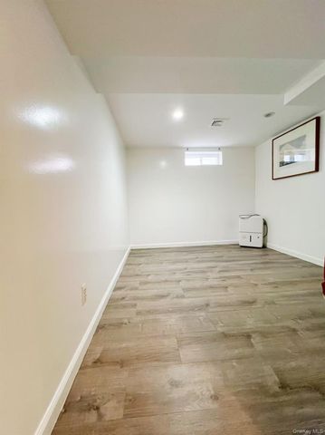 260-01 57th Avenue, Little Neck, NY 11362