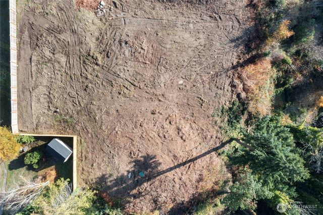 910 64th Avenue E, Fife, WA 98404