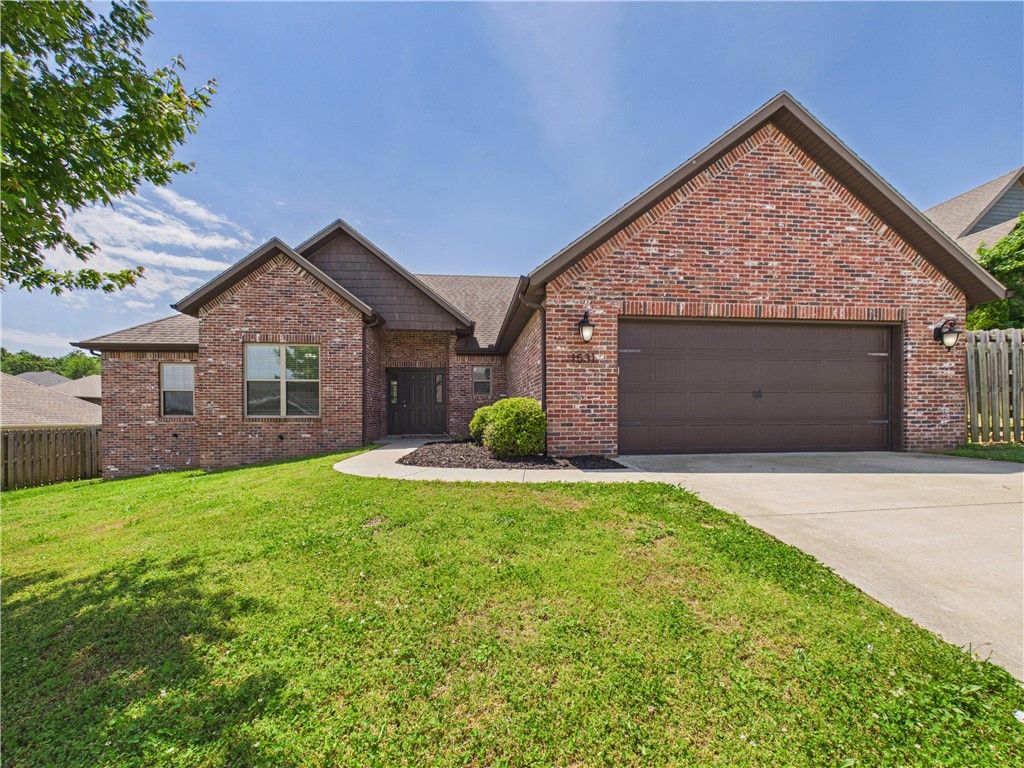 1531 Abbey Lane, Centerton, AR 72719