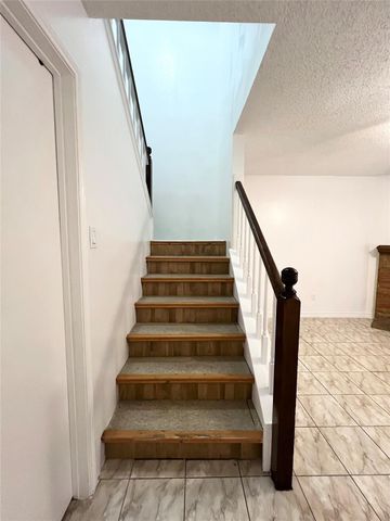 12710 Leader Street B, Houston, TX 77072
