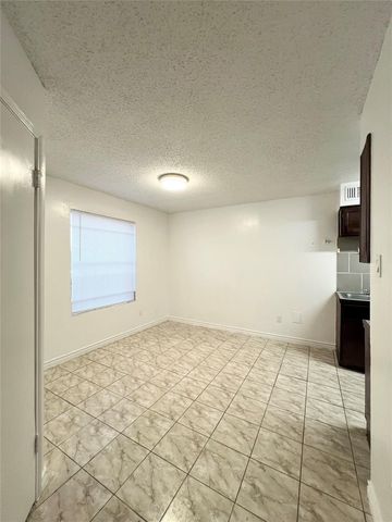 12710 Leader Street B, Houston, TX 77072