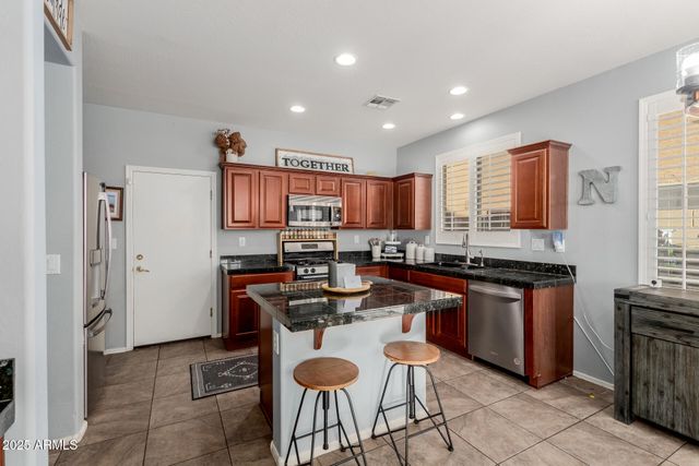 3739 W MEMORIAL Drive, Phoenix, AZ 85086