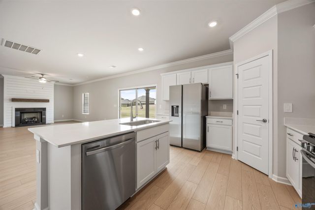 4608 Hampton Glen Circle, Owens Cross Roads, AL 35763