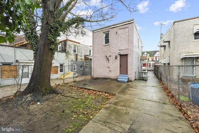 2209 W 3RD ST, Chester, PA 19013