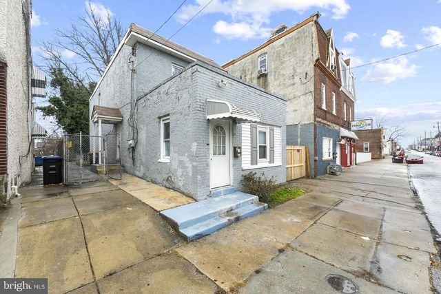 2209 W 3RD ST, Chester, PA 19013