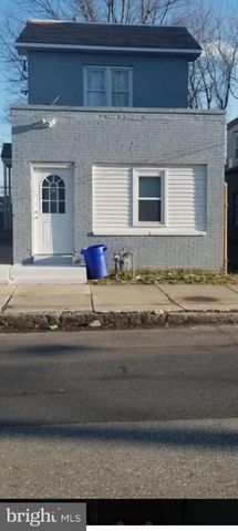 2209 W 3RD ST, Chester, PA 19013