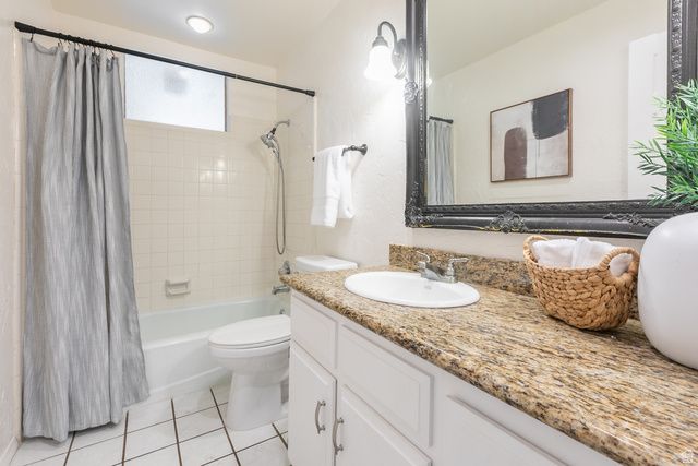 1360 N NOLA DR, Centerville, UT 84014
