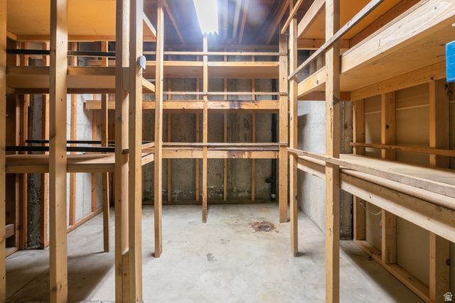 1360 N NOLA DR, Centerville, UT 84014