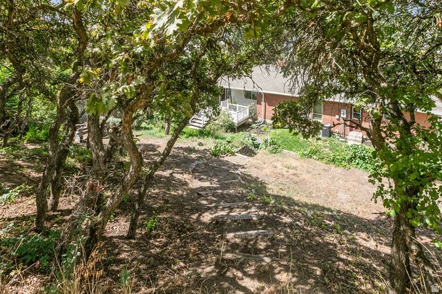 1360 N NOLA DR, Centerville, UT 84014