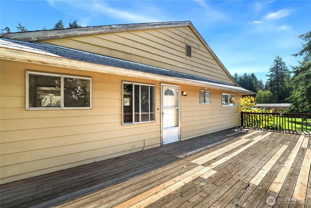 7487 Bethel Burley Road SE, Port Orchard, WA 98367