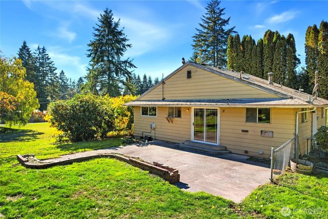 7487 Bethel Burley Road SE, Port Orchard, WA 98367
