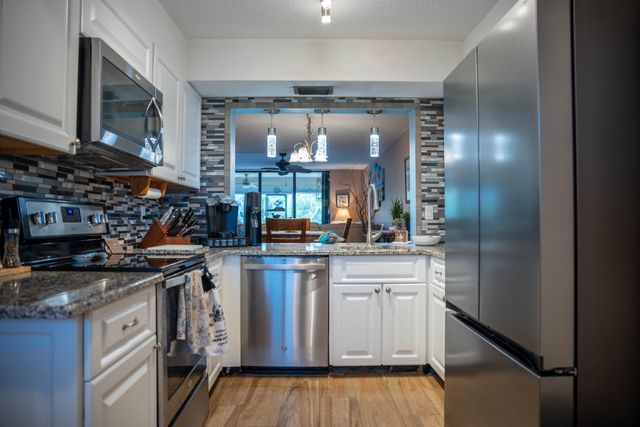 1850 Homewood Boulevard 4010, Delray Beach, FL 33445